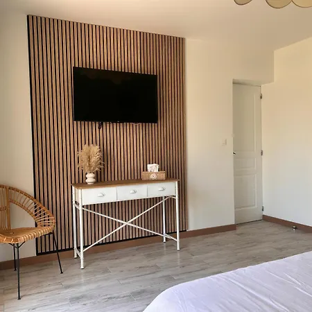 Des Petites Fayes Sud Holiday home La Douze